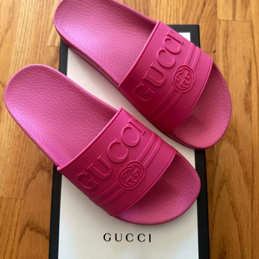 Brand New Gucci Slide - Picture 1 of 4